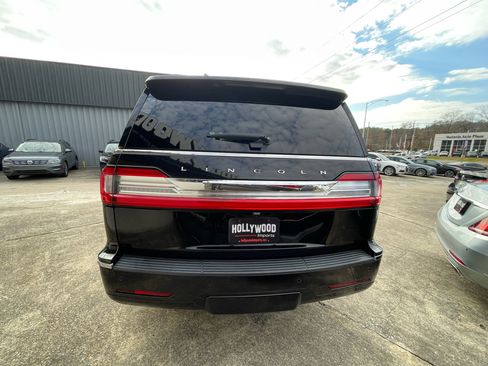 Used 2021 Lincoln Navigator Reserve image 5