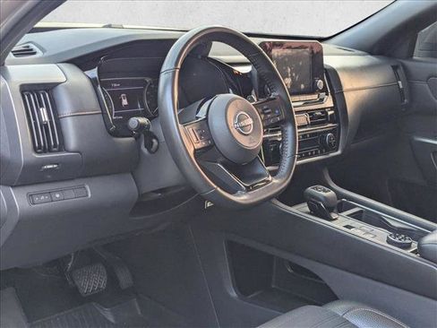 Used 2023 Nissan Pathfinder Rock Creek image 2