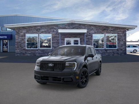 New 2025 Ford Maverick Lariat w/ Black Appearance Package image 2