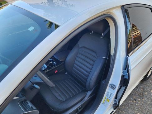 Used 2013 Ford Fusion SE image 11