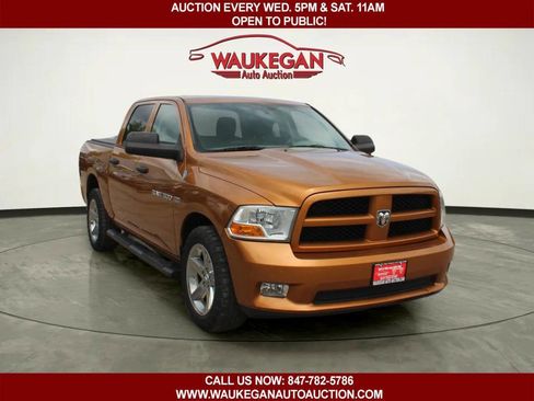 Used 2012 RAM 1500 Express w/ ST Popular Equipment Group AWD/4WD image 3
