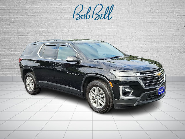 Certified 2022 Chevrolet Traverse LT FWD image 1