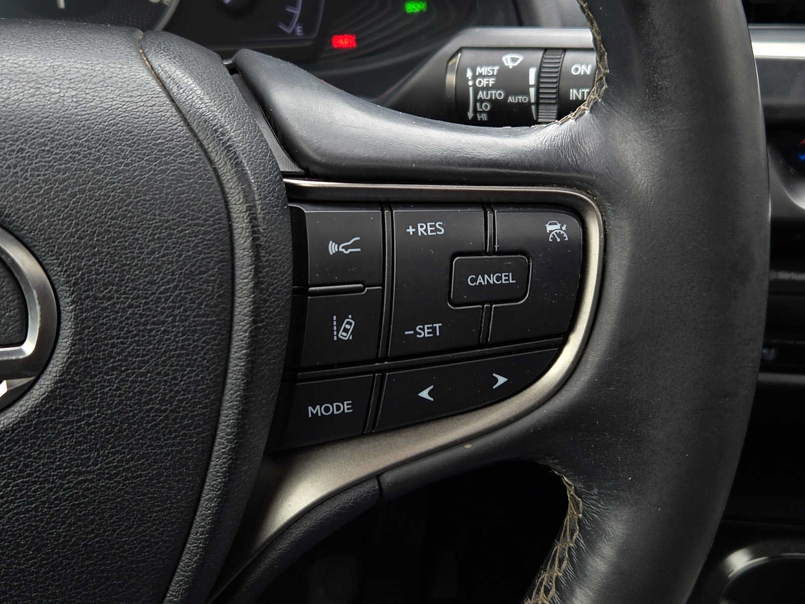 Used 2019 Lexus UX 200 FWD image 20