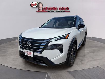 New 2026 Nissan Rogue Platinum