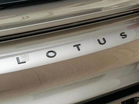 Used 2025 Lotus Emira RWD image 39