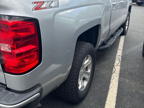Used 2018 Chevrolet Silverado 1500 LT w/ All Star Edition AWD/4WD image 2
