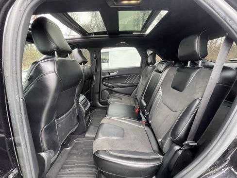 Used 2020 Ford Edge ST w/ Cold Weather Package image 24