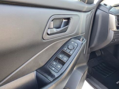 Used 2024 Nissan Rogue S image 7