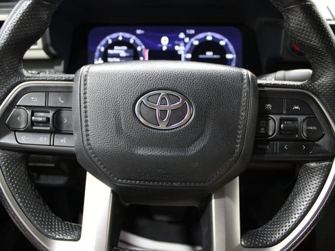Used 2024 Toyota Tacoma TRD Off-Road AWD/4WD image 8