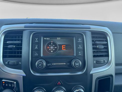 Used 2020 RAM 1500 Classic SLT RWD image 11