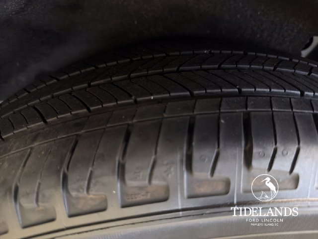 Certified 2025 Ford Escape ST-Line FWD image 31