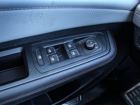 New 2026 Volkswagen Atlas Peak Edition image 14