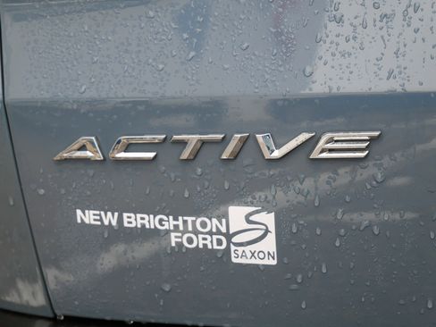 Used 2023 Ford Escape Active image 5