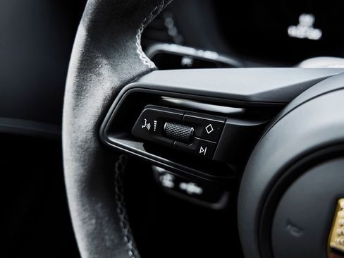 Used 2025 Porsche 911 GT3 image 54