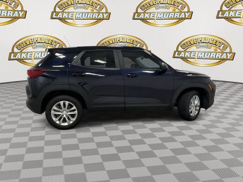 Used 2021 Chevrolet TrailBlazer LS FWD image 3