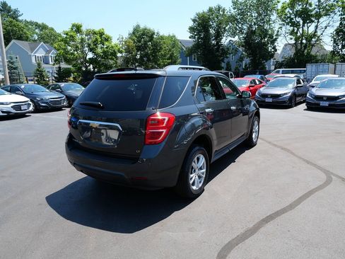Used 2017 Chevrolet Equinox LT w/ Convenience Package AWD/4WD image 6