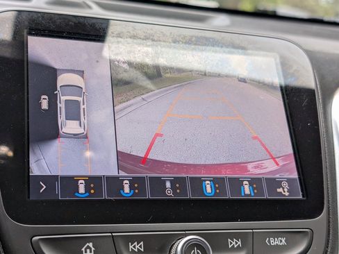 Used 2019 Chevrolet Equinox Premier image 22