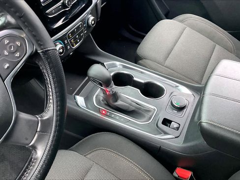 Used 2021 Chevrolet Traverse LT w/ LPO, Cargo Package image 18