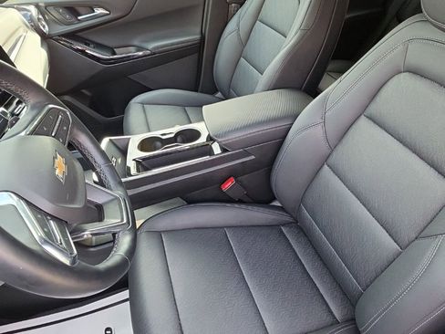 Certified 2025 Chevrolet Equinox LT w/ Convenience Package II FWD image 22