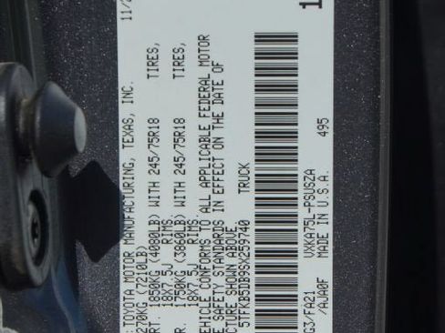 Used 2025 Toyota Tundra SR w/ SR Tow Package AWD/4WD image 26
