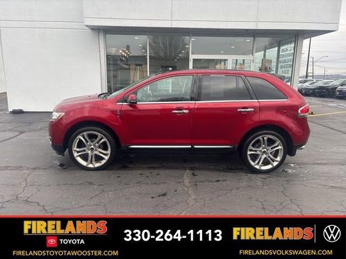 Used 2013 Lincoln MKX AWD image 2