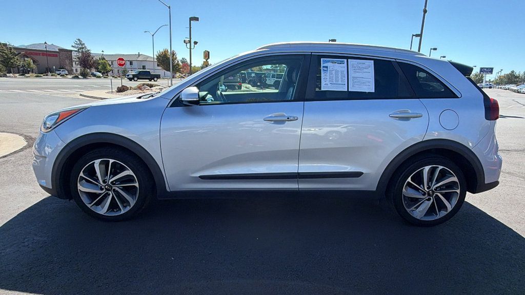 Used 2017 Kia Niro Touring w/ Advanced Technology Package FWD image 6