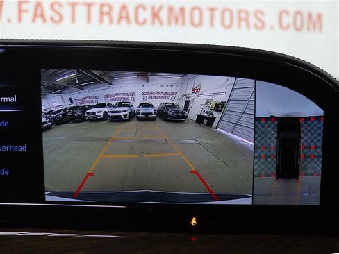 Used 2022 Cadillac Escalade ESV Sport Platinum image 11