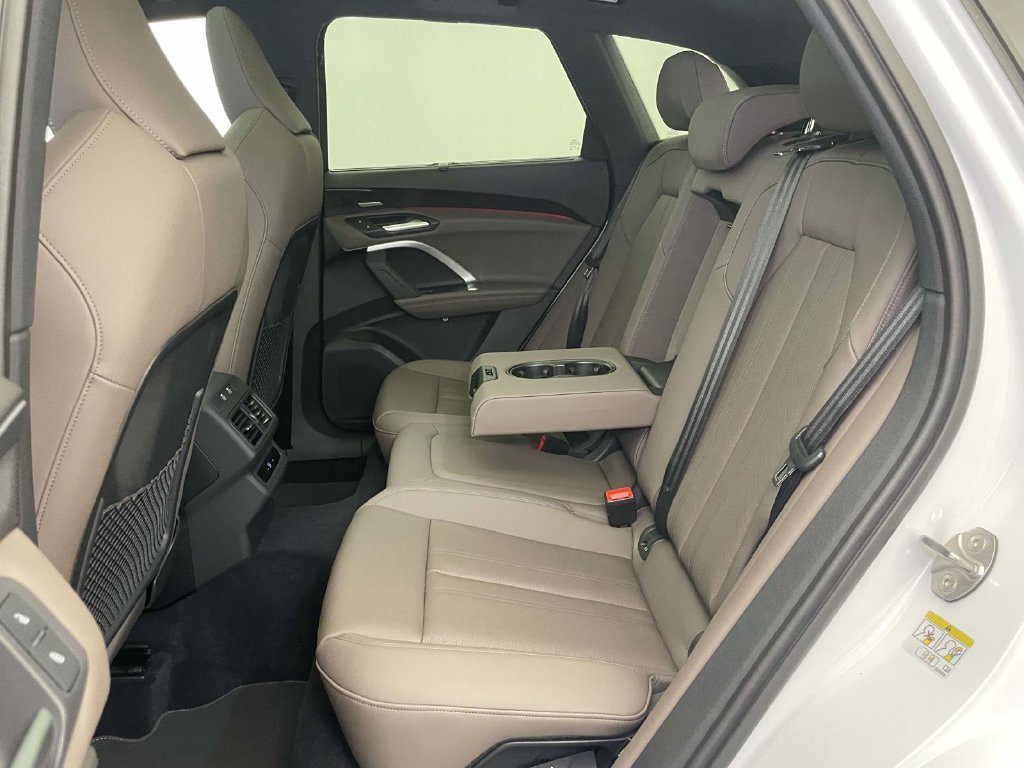New 2026 Audi Q5 Premium Plus AWD/4WD image 19