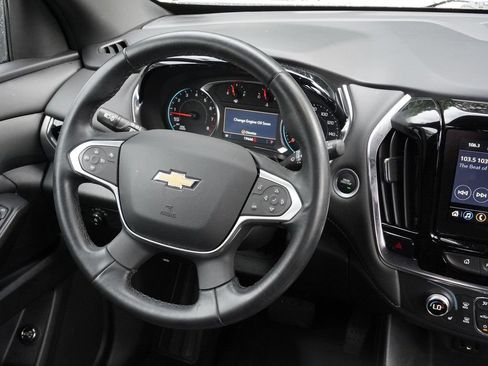 Used 2023 Chevrolet Traverse LT AWD/4WD image 35