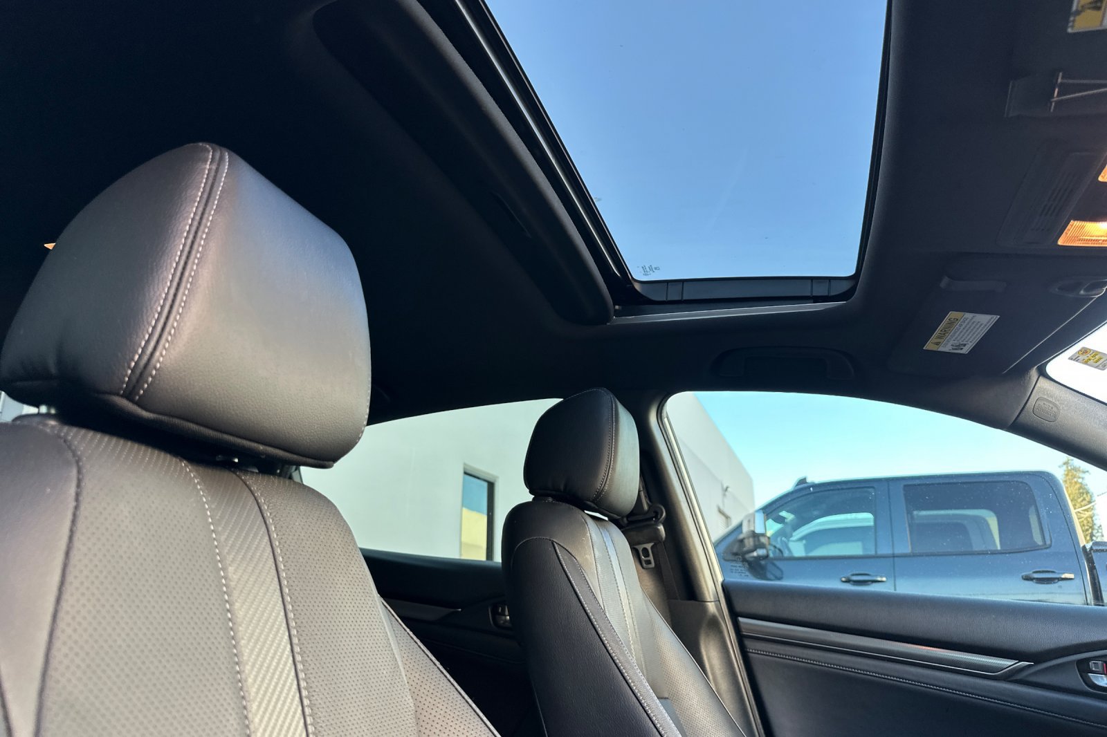 Used 2017 Honda Civic EX-L image 18