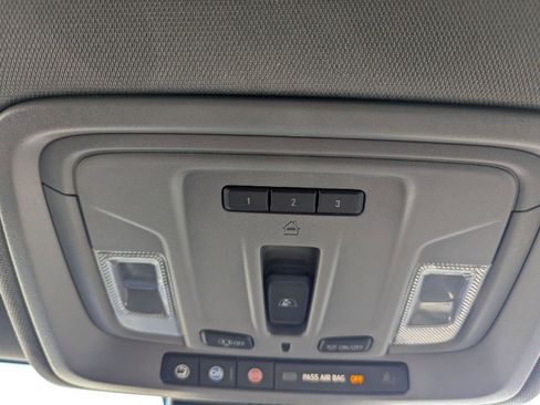 Used 2024 Chevrolet Silverado 2500 LTZ w/ LTZ Convenience Package image 27