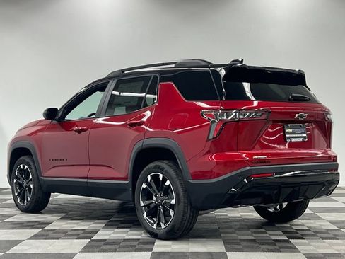 New 2026 Chevrolet Equinox RS w/ Convenience Package III FWD image 8