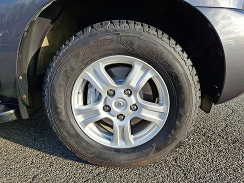 Used 2017 Toyota Sequoia SR5 image 8