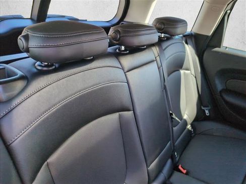 Used 2017 MINI Cooper Clubman ALL4 image 22