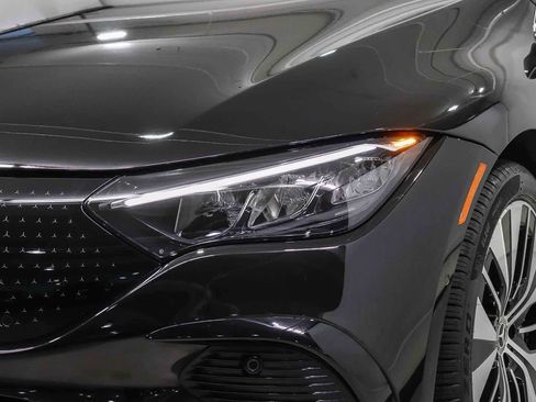 Used 2023 Mercedes-Benz EQE 500 4MATIC Sedan image 7