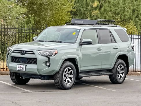 Used 2022 Toyota 4Runner Trail Special Edition AWD/4WD image 7
