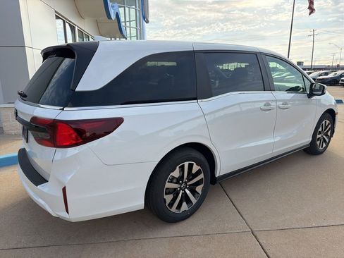 New 2026 Honda Odyssey EX-L image 18
