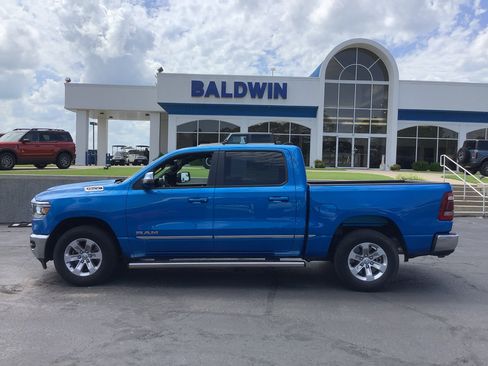 Used 2024 RAM 1500 Laramie image 4