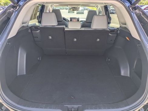 Used 2020 Toyota RAV4 XLE Premium FWD image 13