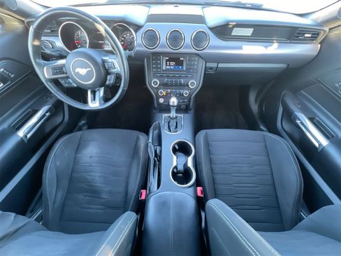 Used 2017 Ford Mustang Coupe image 15