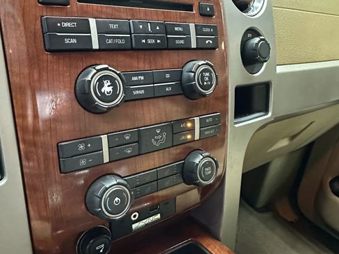 Used 2009 Ford F150 Lariat image 18