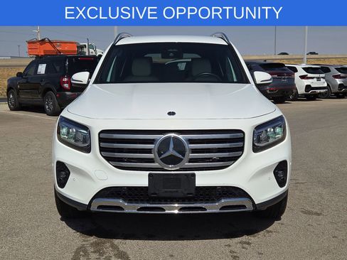 Used 2025 Mercedes-Benz GLB 250 image 10