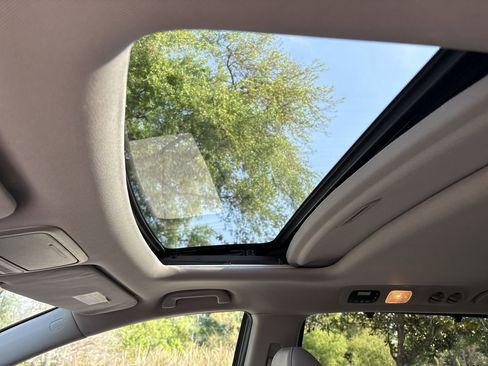 Used 2015 Honda Odyssey EX-L image 33