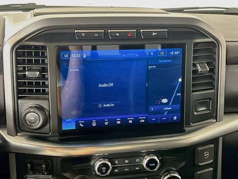 Used 2022 Ford F150 Lariat w/ Equipment Group 502A High AWD/4WD image 16