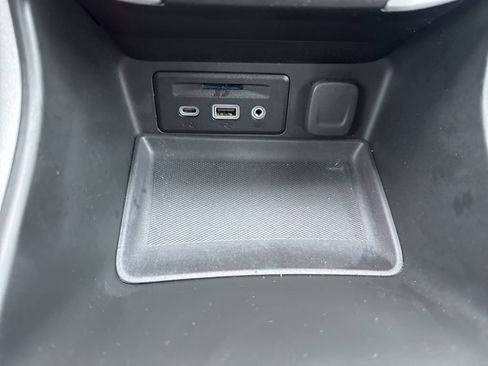 Used 2022 GMC Terrain SLT image 29