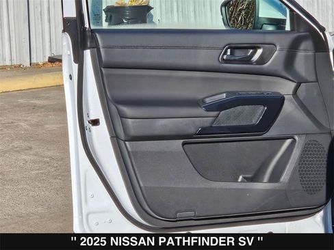 New 2025 Nissan Pathfinder SV image 14