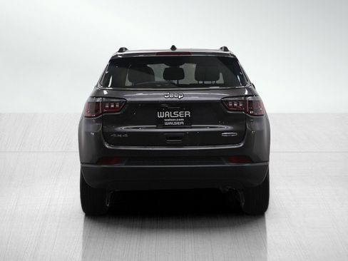 Used 2018 Jeep Compass Latitude w/ Popular Equipment Group image 4