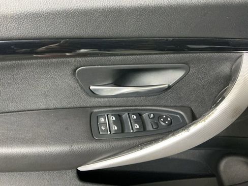 Used 2017 BMW 330i Gran Turismo xDrive image 18