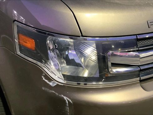 Used 2013 Ford Flex SEL image 25