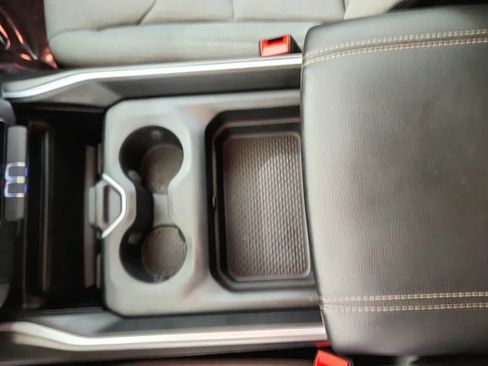 Used 2023 RAM 1500 Big Horn image 32